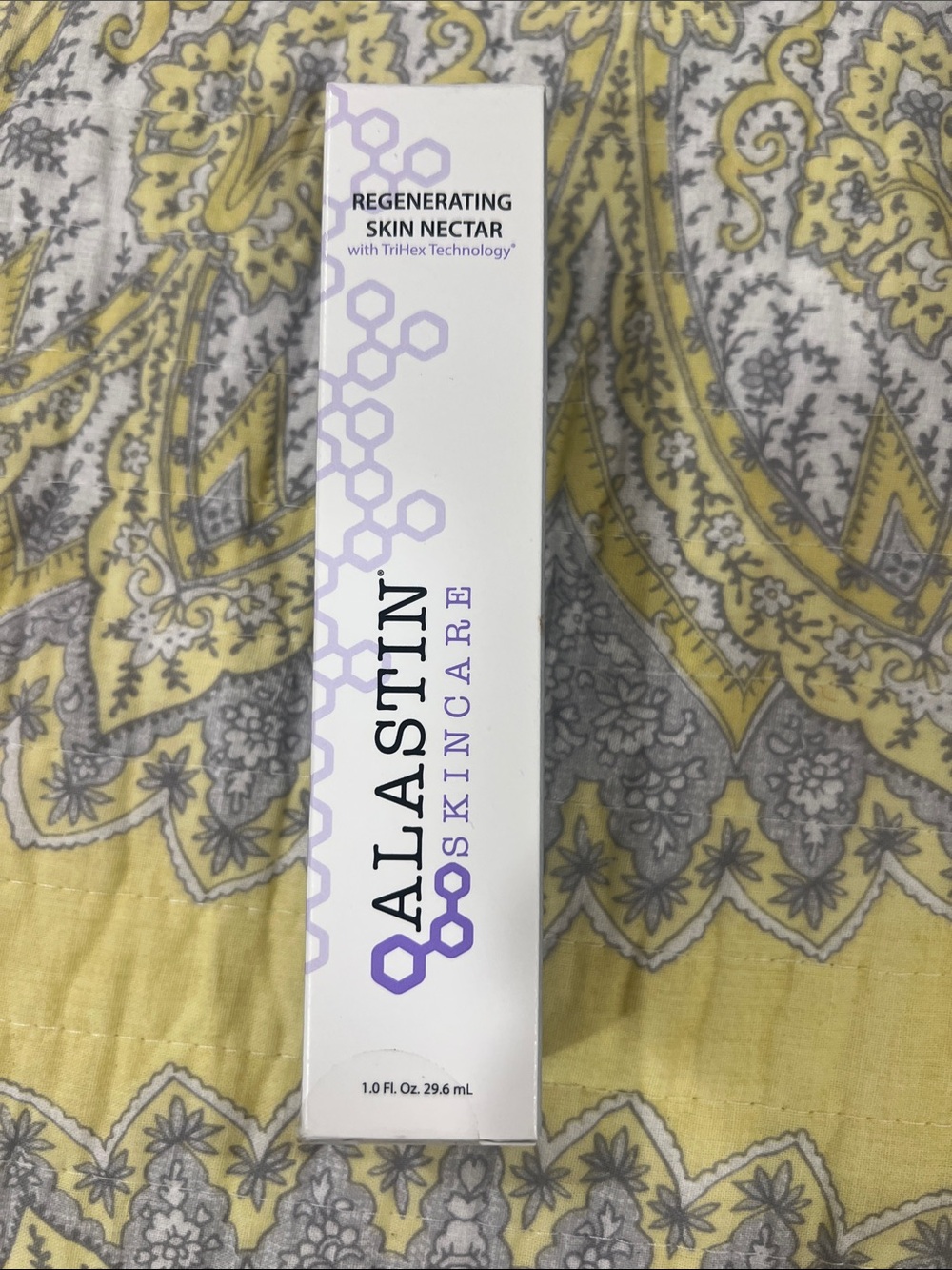 Alastin Regenerating Skin Nectar Lightweight Serum (White/Purple)